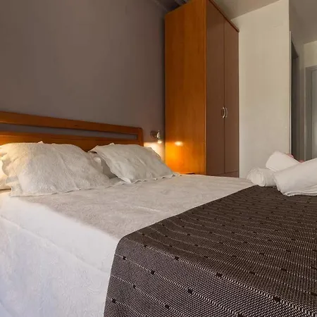 Guest house Hostal Arribes Del Duero